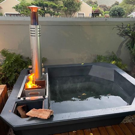 Willa Seven On Flora- Hot Tub, Modern With Amazing Outside Area Hermanus Zewnętrze zdjęcie
